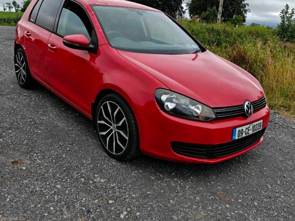 Volkswagen Golf Hatchback, Diesel, 2009, Red