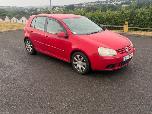 Volkswagen Golf Hatchback, Petrol, 2008, Red