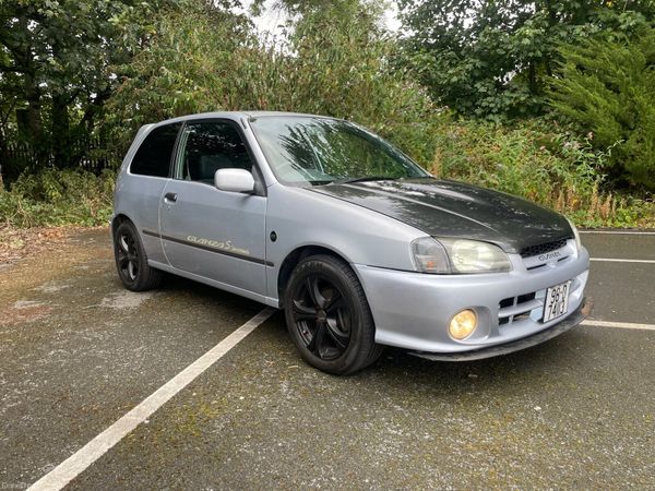Toyota Starlet Hatchback, Petrol, 1998, Silver