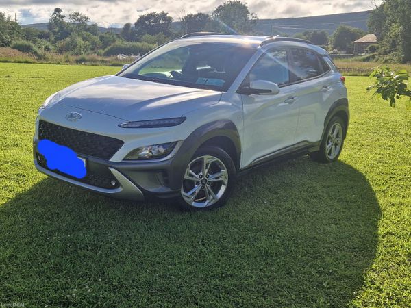 Hyundai KONA MPV, Diesel, 2021, White