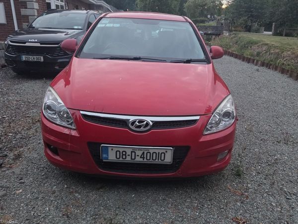 Hyundai i30 Hatchback, Diesel, 2008, Red