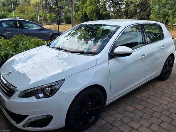 Peugeot 308 Hatchback, Petrol, 2016, White