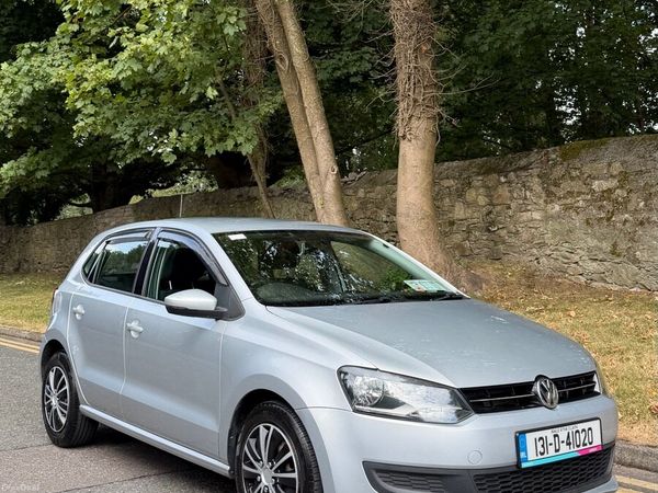 Volkswagen Polo Hatchback, Petrol, 2013, Silver
