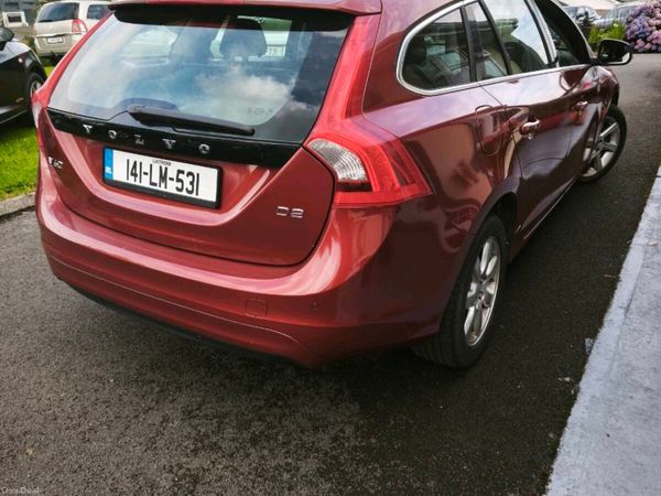 Volvo V60 Estate, Diesel, 2014, Red