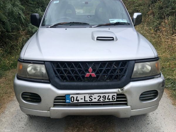 Mitsubishi Pajero SUV, Diesel, 2004, Silver