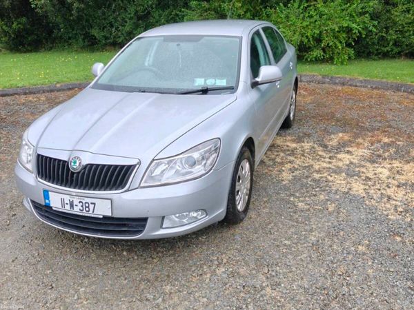 Skoda Octavia Hatchback, Diesel, 2011, Silver