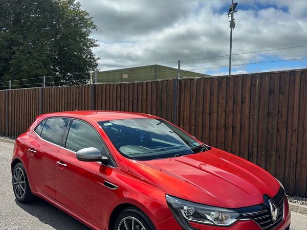 Renault Megane Hatchback, Diesel, 2017, Red