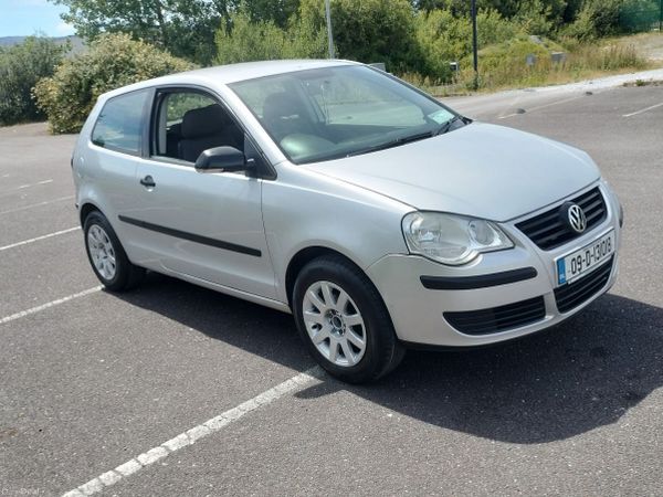 Volkswagen Polo Hatchback, Petrol, 2009, Silver