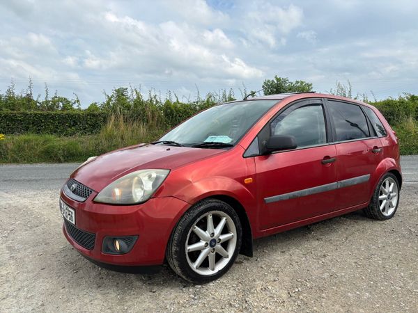 Ford Fiesta Hatchback, Petrol, 2006, Blue