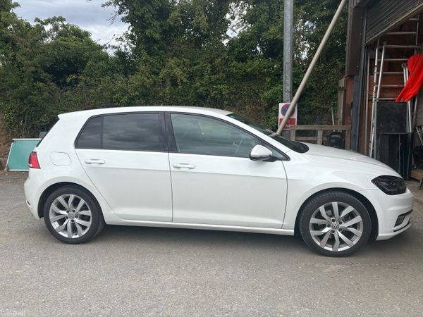 Volkswagen Golf Hatchback, Petrol, 2017, White