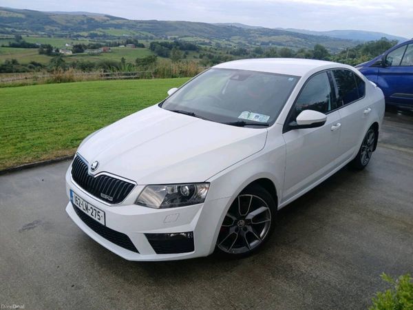 Skoda Octavia Hatchback, Diesel, 2016, White