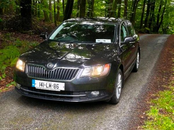 Skoda Superb Saloon, Diesel, 2014, Black