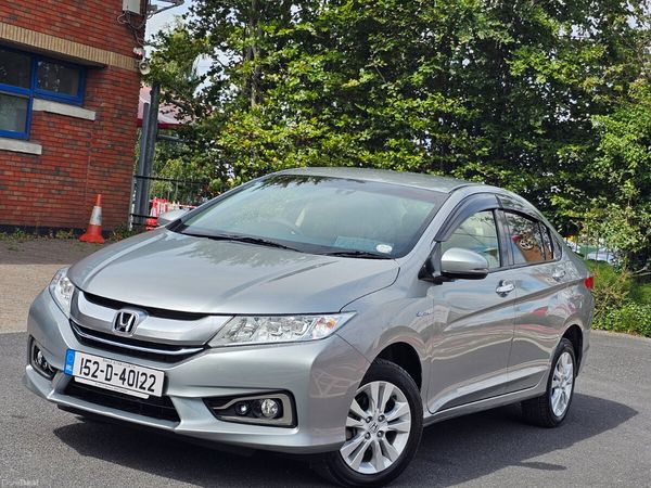 Honda Grace Saloon, Petrol Hybrid, 2015, Grey