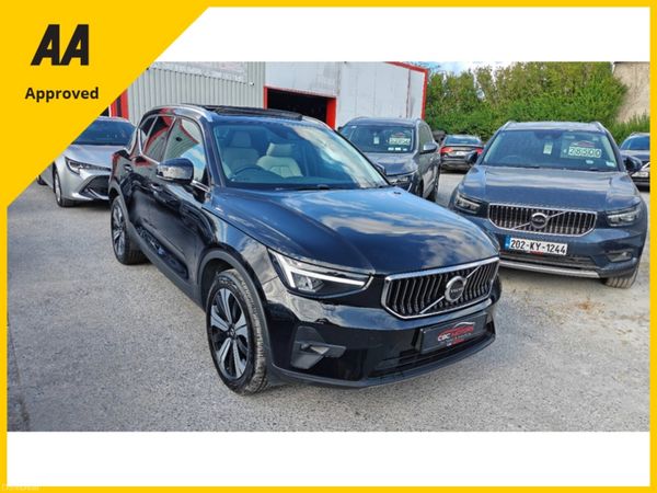 Volvo XC40 SUV, Petrol Plug-in Hybrid, 2022, Black