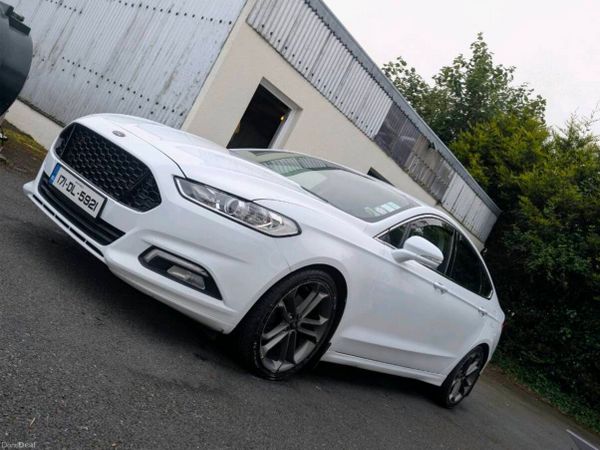 Ford Mondeo Hatchback, Diesel, 2017, White