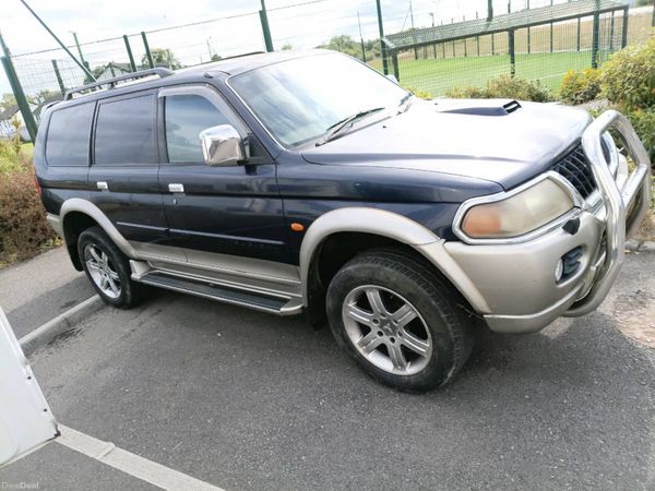 Mitsubishi Pajero SUV, Diesel, 2004, Blue