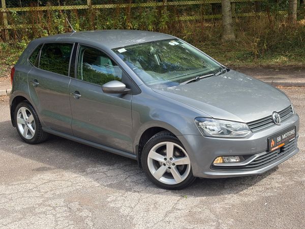 Volkswagen Polo Hatchback, Petrol, 2015, Grey