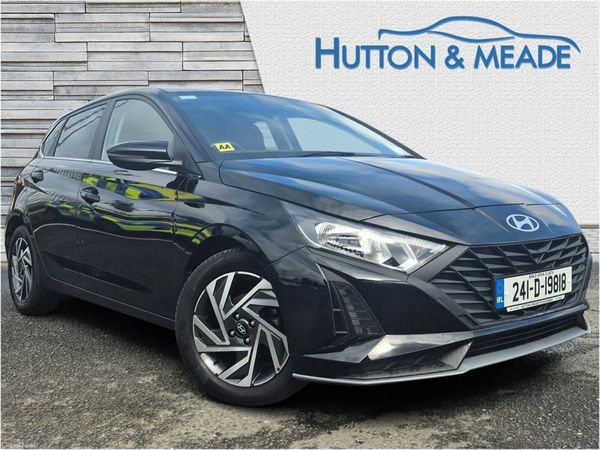 Hyundai i20 Hatchback, Petrol, 2024, Black