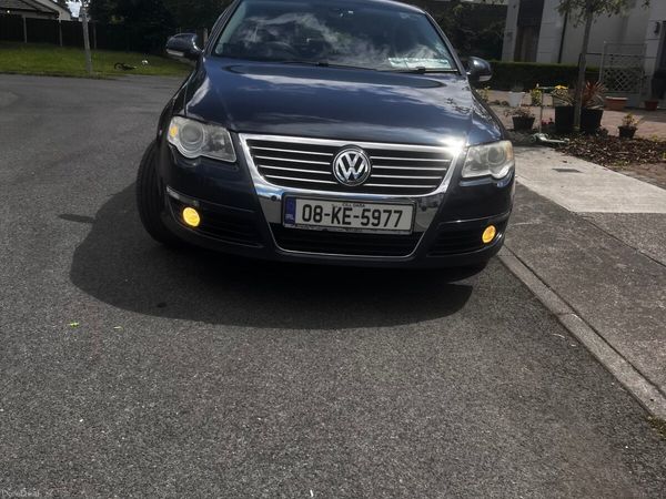 Volkswagen Passat Saloon, Petrol, 2008, Blue