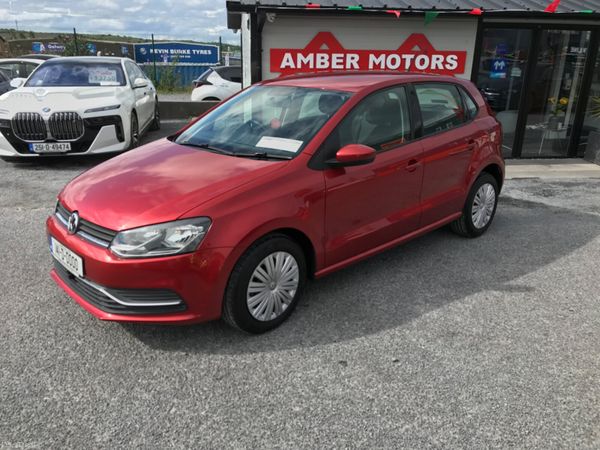 Volkswagen Polo Hatchback, Petrol, 2014, Red
