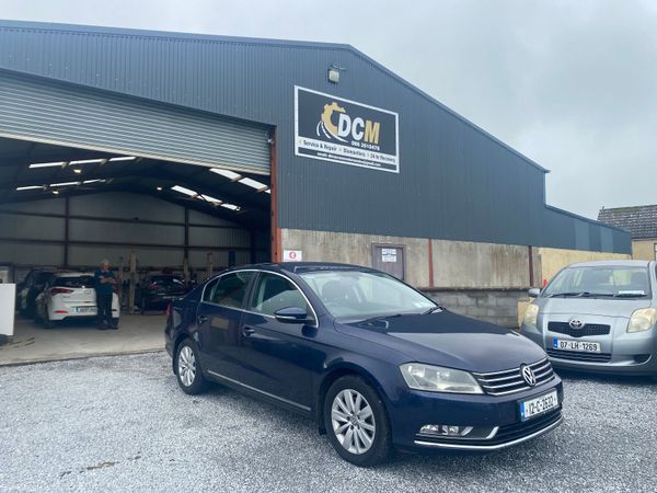 Volkswagen Passat Saloon, Diesel, 2012, Blue