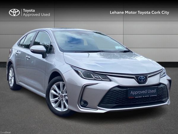 Toyota Corolla Saloon, Petrol Hybrid, 2023, Silver