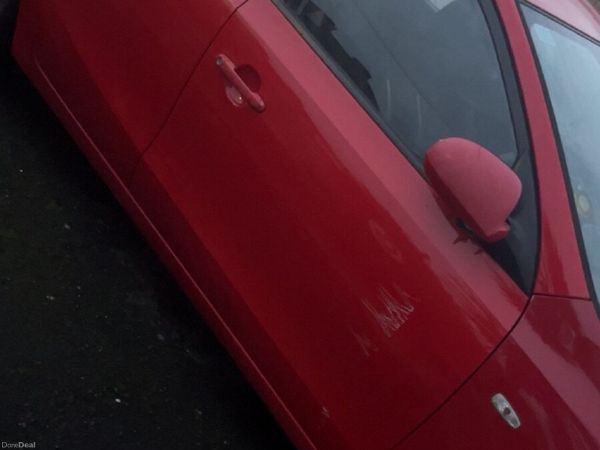 Hyundai i30 Hatchback, Petrol, 2008, Red