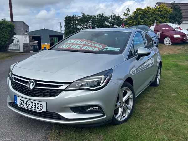 Vauxhall Astra Hatchback, Diesel, 2016, Silver