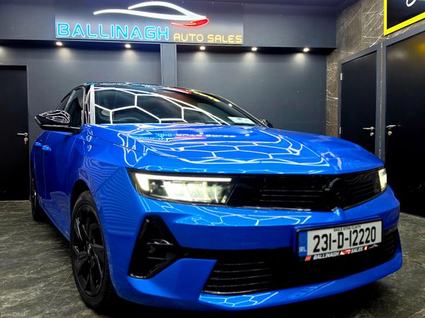 Opel Astra Hatchback, Petrol, 2023, Blue