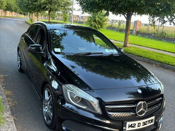 Mercedes-Benz A-Class Hatchback, Petrol, 2014, Black