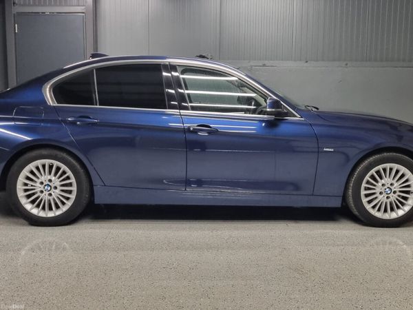 BMW 3-Series Saloon, Diesel, 2018, Blue