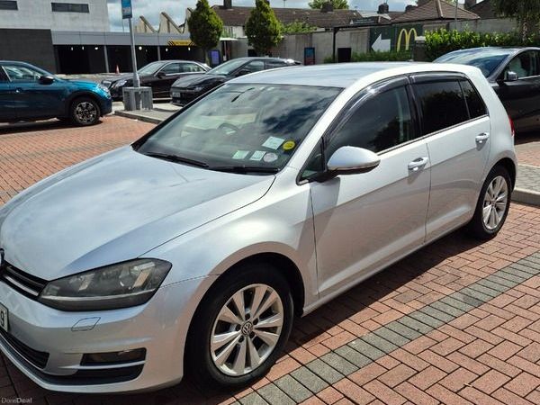 Volkswagen Golf Hatchback, Petrol, 2014, Silver