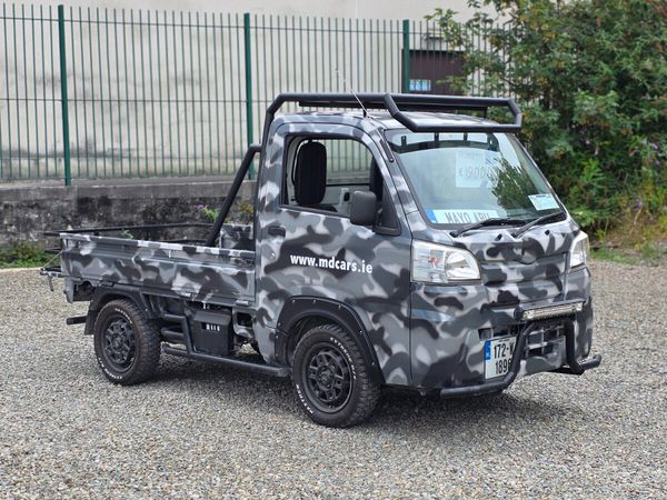 Daihatsu Hijet Dropside, Petrol, 2017, Grey