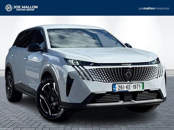 Peugeot 5008 MPV, Electric, 2026, White
