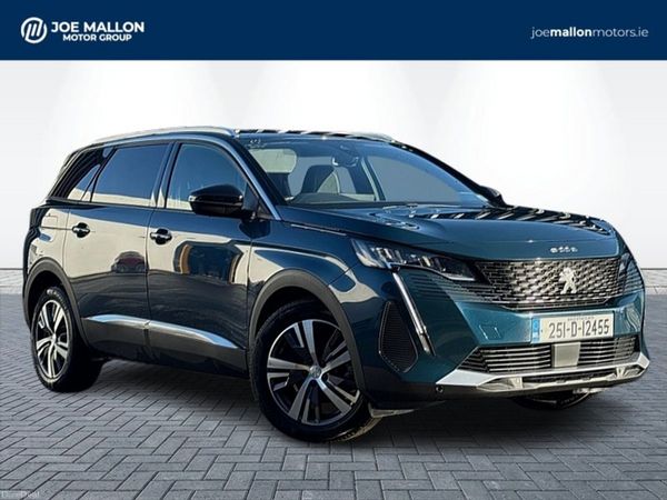 Peugeot 5008 MPV, Diesel, 2025, Blue