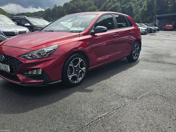 Hyundai i30 Hatchback, Petrol, 2021, Red