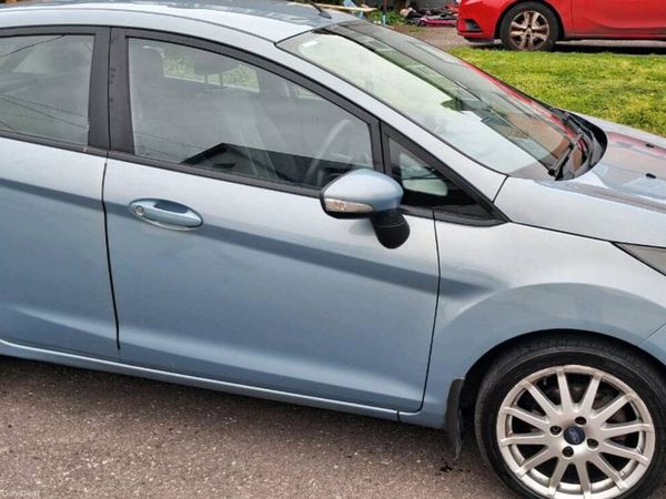 Ford Fiesta Hatchback, Petrol, 2010, Blue