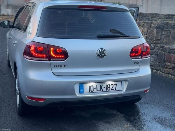 Volkswagen Golf Hatchback, Petrol, 2010, Silver