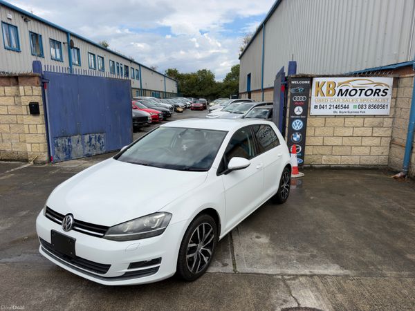 Volkswagen Golf Hatchback, Petrol, 2014, White