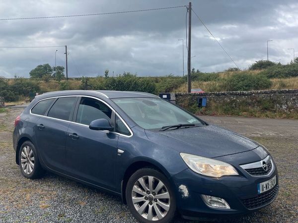 Opel Astra Estate, Diesel, 2011, Blue