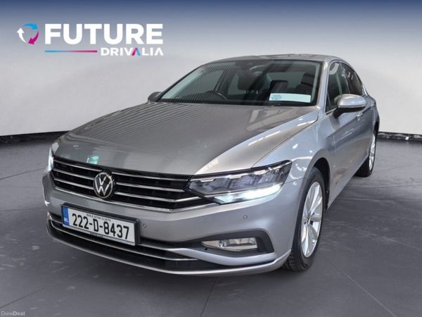 Volkswagen Passat Saloon, Diesel, 2022, Grey