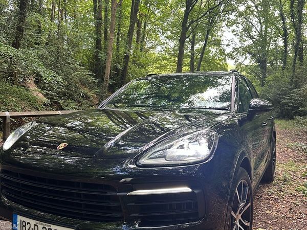 Porsche Cayenne SUV, Petrol, 2018, Black