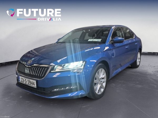 Skoda Superb Hatchback, Diesel, 2023, Blue