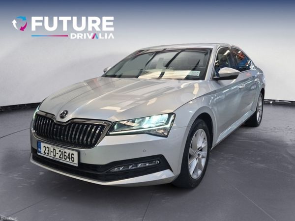 Skoda Superb Hatchback, Diesel, 2023, Grey