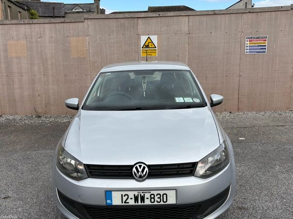 Volkswagen Polo Hatchback, Petrol, 2012, Silver