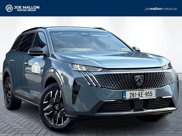 Peugeot 5008 MPV, Petrol, 2026, Blue