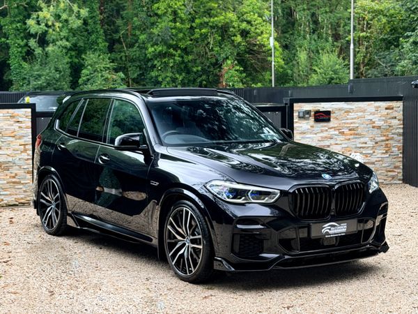 BMW X5 SUV, Petrol Hybrid, 2023, Black
