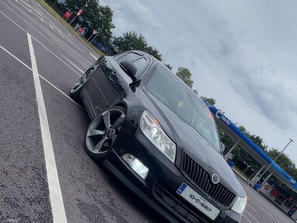 Skoda Octavia Hatchback, Diesel, 2010, Black