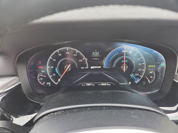 BMW 5-Series Saloon, Petrol Plug-in Hybrid, 2018, White