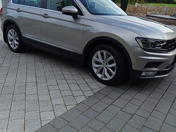 Volkswagen Tiguan SUV, Diesel, 2016, Silver